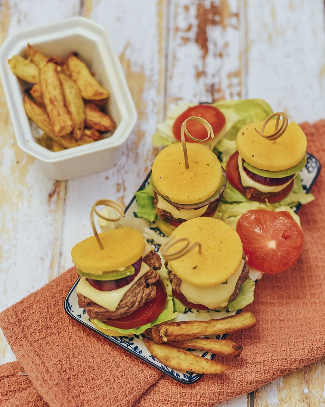 Burger de polenta et frites à l’Actifry